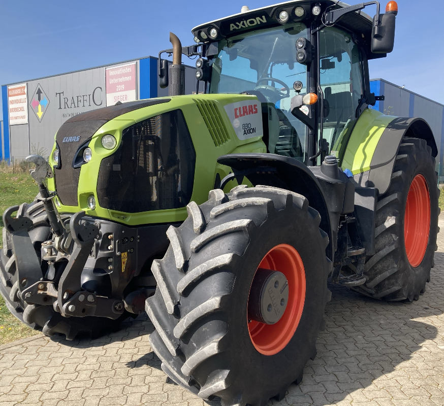 CLAAS Axion 830 CMATIC - Farm tractor: picture 2 CLAAS Axion 830 CMATIC - Farm tractor: picture 2