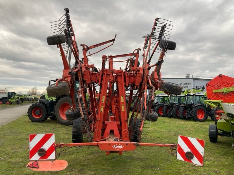 Kuhn GA 15021 - Tedder/ Rake: picture 3 Kuhn GA 15021 - Tedder/ Rake: picture 3