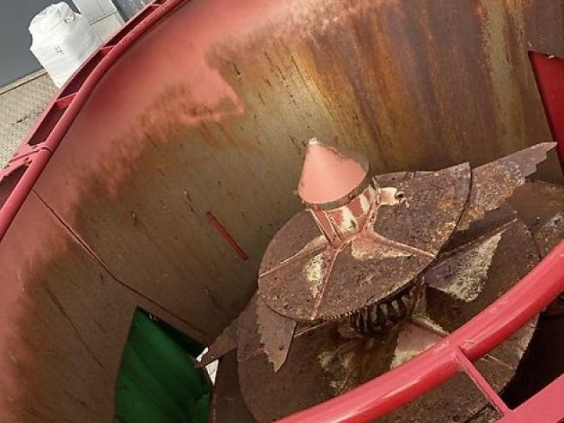 Strautmann Verti-Mix 951 - Forage mixer wagon: picture 2 Strautmann Verti-Mix 951 - Forage mixer wagon: picture 2