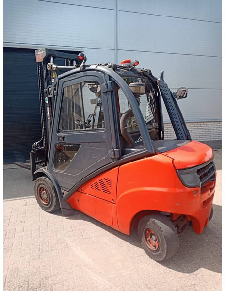 Linde H35D - Diesel forklift: picture 2 Linde H35D - Diesel forklift: picture 2