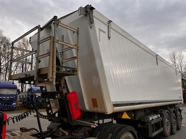 Schmitz Cargobull SKI 24 Großraum Alu Kastenmulde Kombitür - Tipper semi-trailer: picture 2 Schmitz Cargobull SKI 24 Großraum Alu Kastenmulde Kombitür - Tipper semi-trailer: picture 2