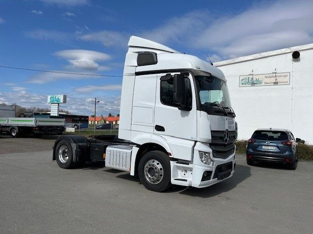 Mercedes-Benz Actros 1845 Sattelzugmaschine TOP gepflegt! Mercedes-Benz Actros 1845 Sattelzugmaschine TOP gepflegt! - Tractor unit: picture 3 Mercedes-Benz Actros 1845 Sattelzugmaschine TOP gepflegt! Mercedes-Benz Actros 1845 Sattelzugmaschine TOP gepflegt! - Tractor unit: picture 3