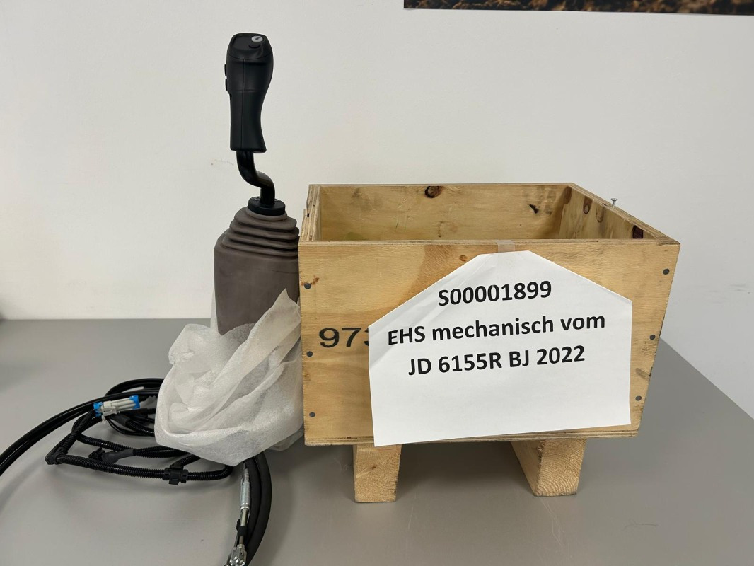 John Deere Einhebelsteuergerät mechanisch vom 6155R - Hydraulics for Agricultural machinery: picture 1 John Deere Einhebelsteuergerät mechanisch vom 6155R - Hydraulics for Agricultural machinery: picture 1