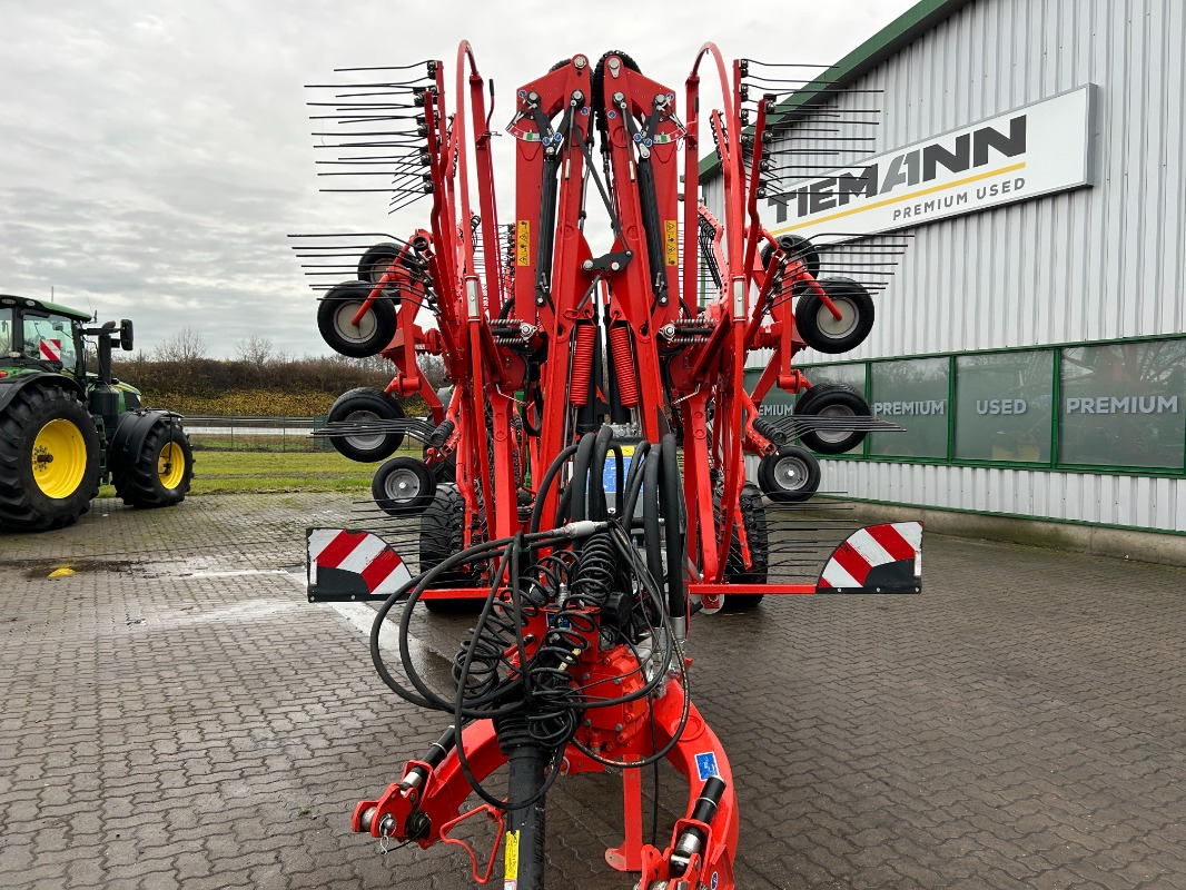 Kuhn GA 13031 - Tedder/ Rake: picture 3 Kuhn GA 13031 - Tedder/ Rake: picture 3