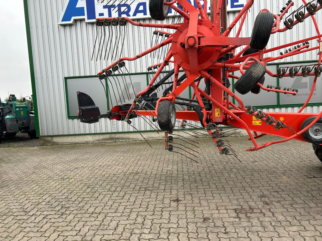 Kuhn GA 13131 - Tedder/ Rake: picture 3 Kuhn GA 13131 - Tedder/ Rake: picture 3