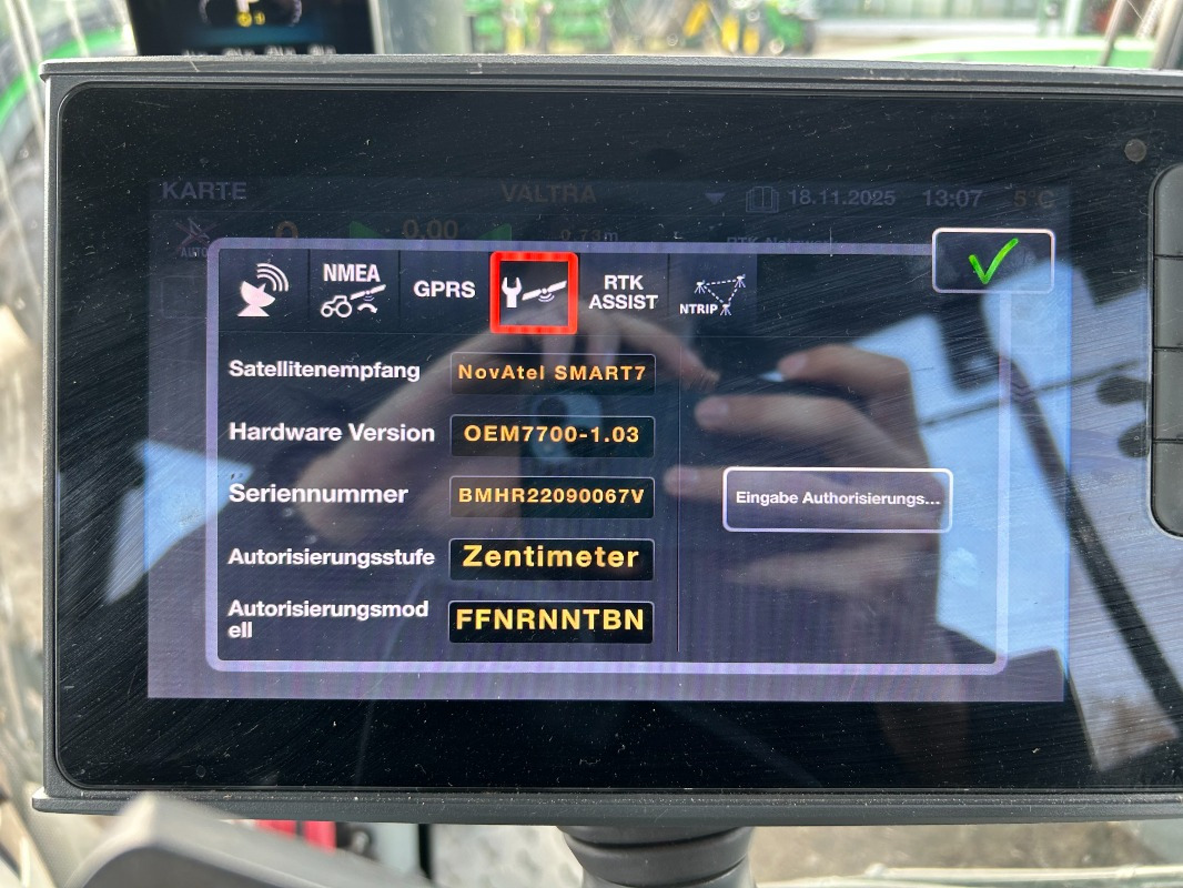 Valtra T195 - Farm tractor: picture 2 Valtra T195 - Farm tractor: picture 2