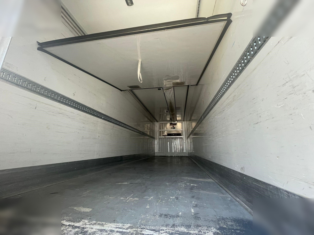 BARTOLETTI - Refrigerator semi-trailer: picture 2 BARTOLETTI - Refrigerator semi-trailer: picture 2