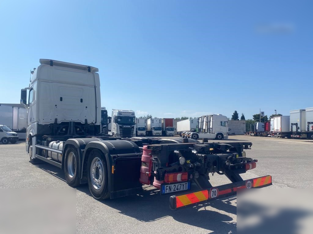 MERCEDES-BENZ ACTROS 2545 - Cab chassis truck: picture 3 MERCEDES-BENZ ACTROS 2545 - Cab chassis truck: picture 3