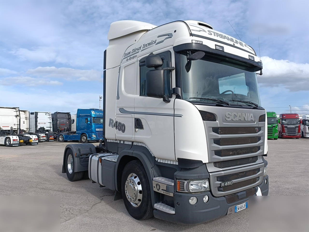 SCANIA R450 - Tractor unit: picture 2 SCANIA R450 - Tractor unit: picture 2