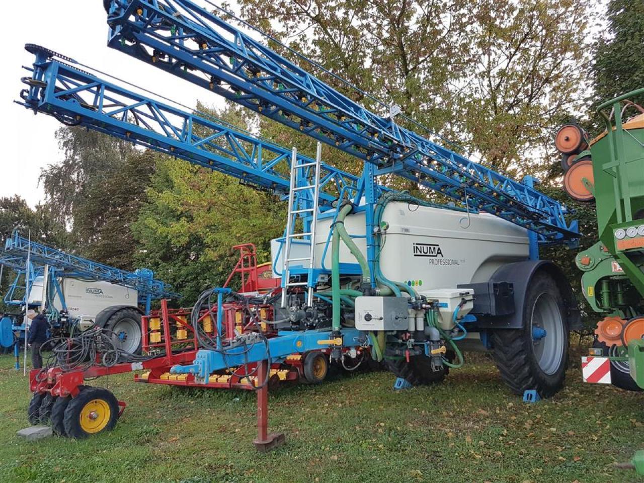 Inuma Profesional 32 - Trailed sprayer: picture 2 Inuma Profesional 32 - Trailed sprayer: picture 2