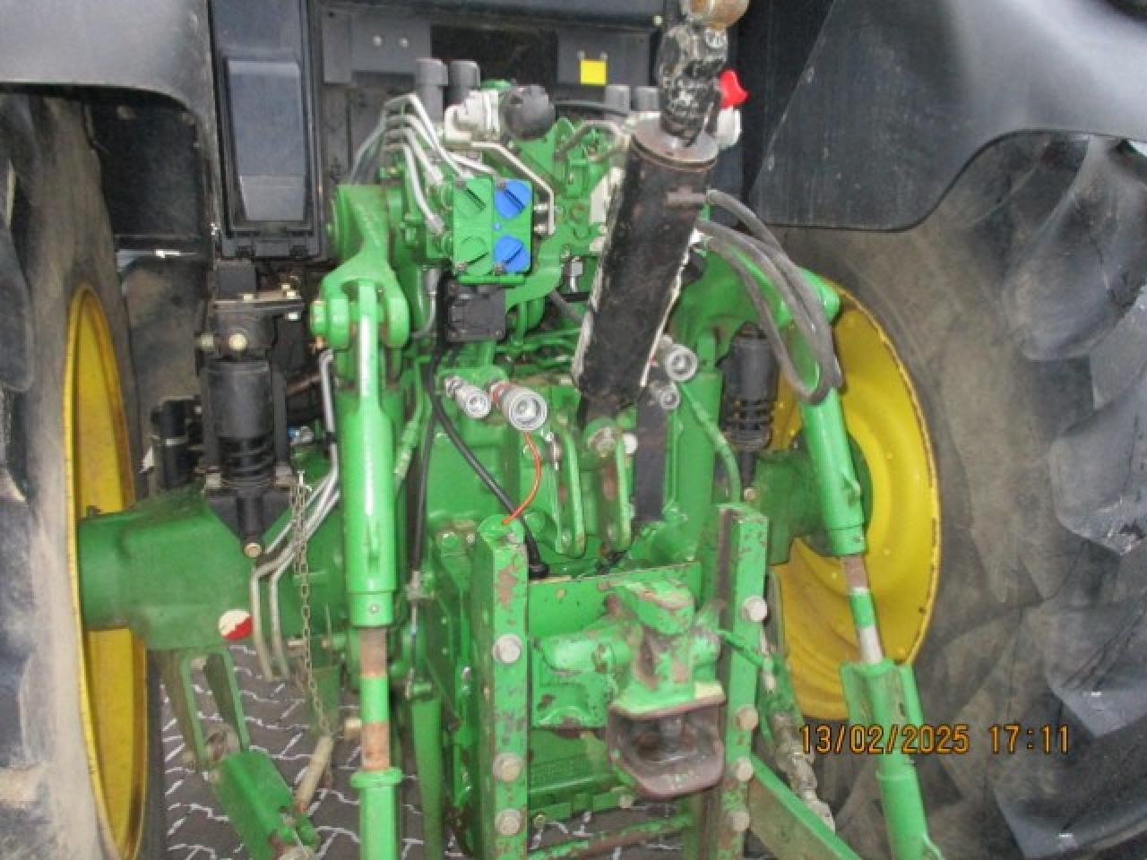 John Deere 6195 M - Farm tractor: picture 5 John Deere 6195 M - Farm tractor: picture 5