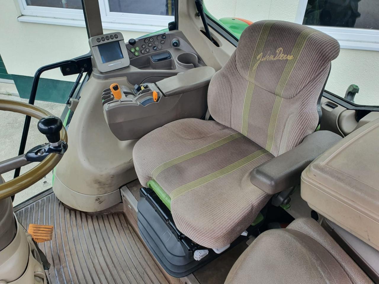 John Deere 7530 Premium - Farm tractor: picture 4 John Deere 7530 Premium - Farm tractor: picture 4