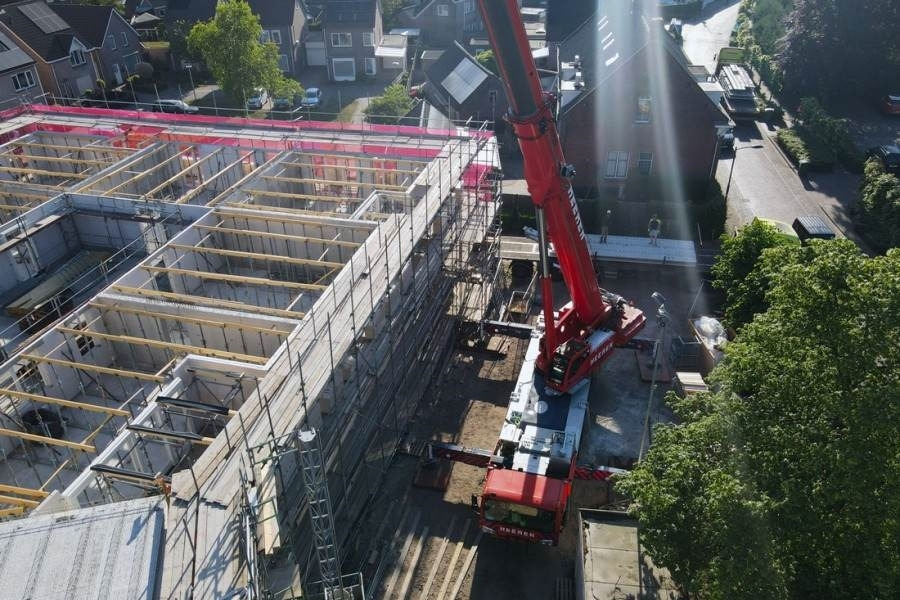 All terrain crane Demag AC220-5 Dutch Registration, 10x6x10, 220t Capacity: picture 9