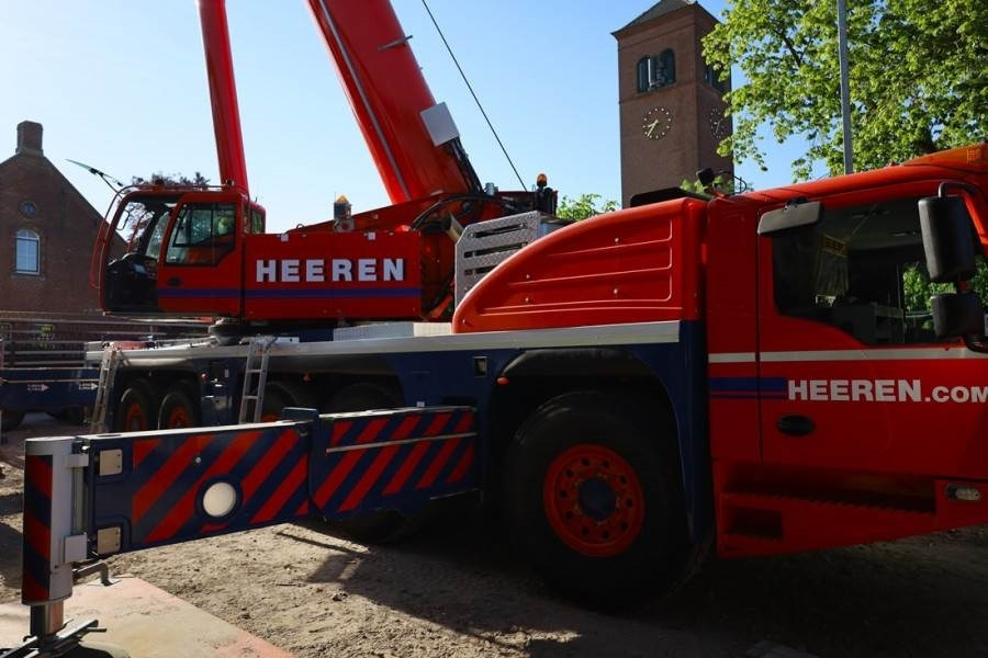 All terrain crane Demag AC220-5 Dutch Registration, 10x6x10, 220t Capacity: picture 14