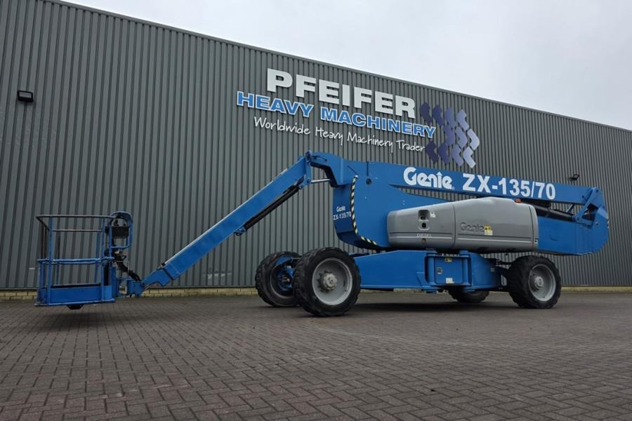 Genie ZX135/70 Diesel, 4x4x4 Drive, 43m Lifting Height, - Articulated boom: picture 1 Genie ZX135/70 Diesel, 4x4x4 Drive, 43m Lifting Height, - Articulated boom: picture 1