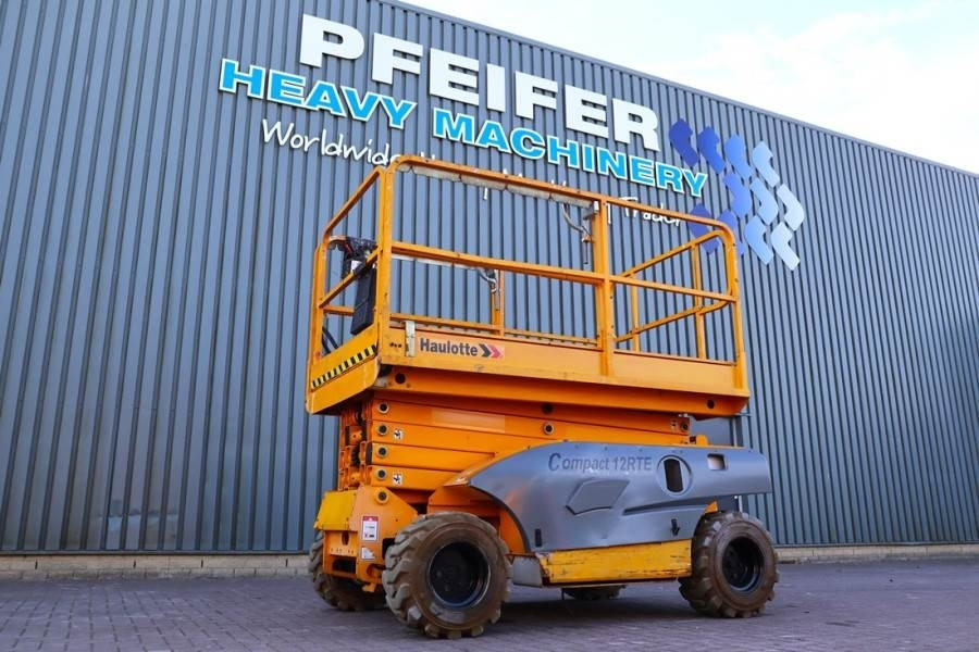 Haulotte Compact 12RTE Electric, 12m Working Height, 450kg  - Scissor lift: picture 1 Haulotte Compact 12RTE Electric, 12m Working Height, 450kg  - Scissor lift: picture 1