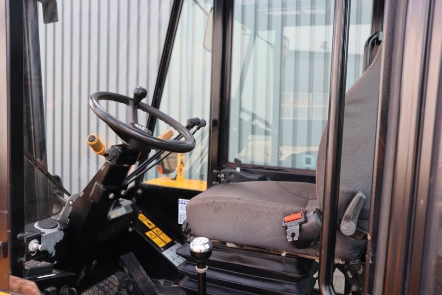 JCB 930-4 T4 Valid inspection, *Guarantee! Diesel, 4x4 - Rough terrain forklift: picture 3 JCB 930-4 T4 Valid inspection, *Guarantee! Diesel, 4x4 - Rough terrain forklift: picture 3