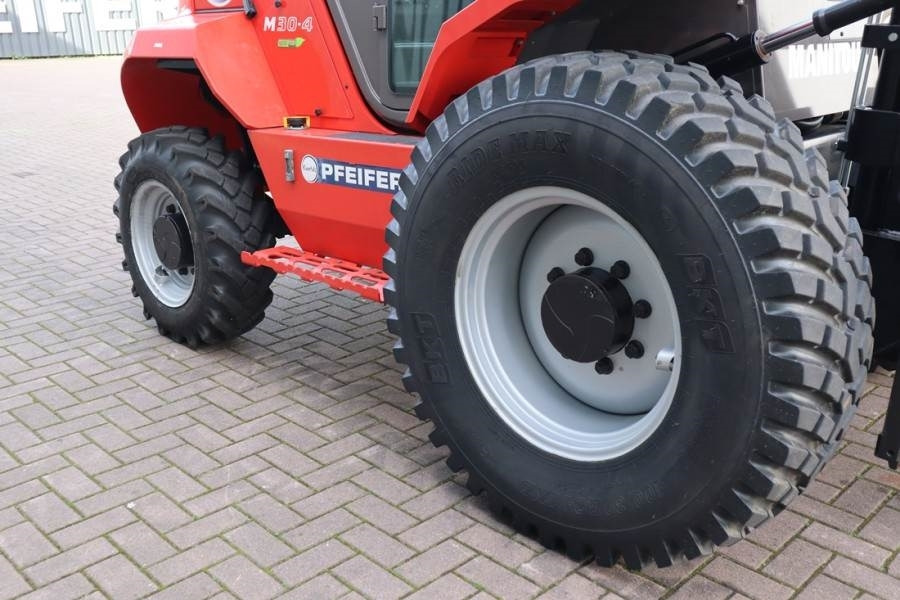 Manitou M30-4 Valid inspection, *Guarantee, Diesel, 4x4 Dr - Rough terrain forklift: picture 5 Manitou M30-4 Valid inspection, *Guarantee, Diesel, 4x4 Dr - Rough terrain forklift: picture 5