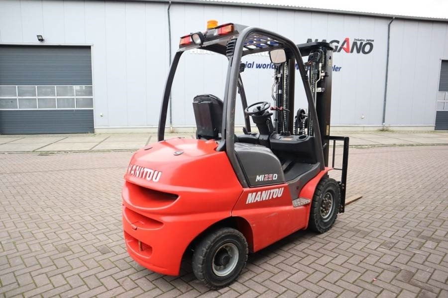 Manitou MI25D Valid inspection, *Guarantee! Diesel, 4x2 Dr - Diesel forklift: picture 2 Manitou MI25D Valid inspection, *Guarantee! Diesel, 4x2 Dr - Diesel forklift: picture 2