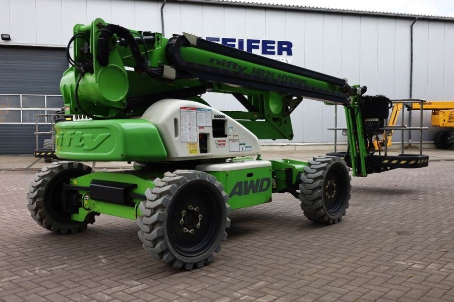 Niftylift HR21 HYBRID Hybrid, 4x4 Drive, 21m Working Height, - Articulated boom: picture 2 Niftylift HR21 HYBRID Hybrid, 4x4 Drive, 21m Working Height, - Articulated boom: picture 2