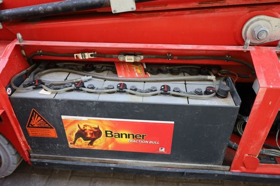 PB LIFT S151-12E Electric, 15m Working Height, 550kg - Scissor lift: picture 4 PB LIFT S151-12E Electric, 15m Working Height, 550kg - Scissor lift: picture 4