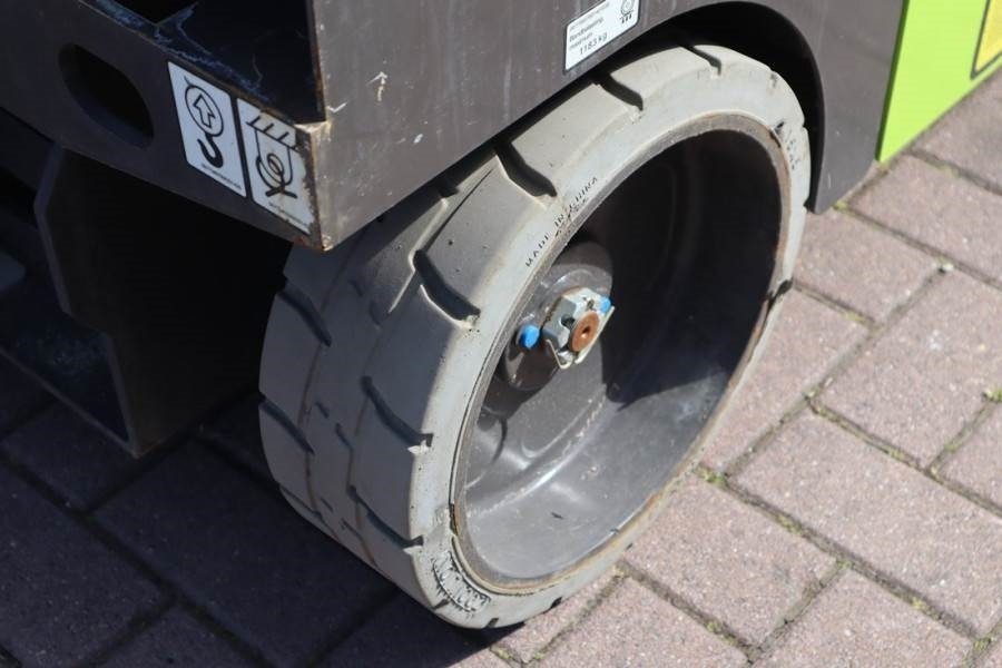 Scissor lift Zoomlion ZS1012DC Valid Iinspection, *Guarantee! 11.8m Work: picture 7 Scissor lift Zoomlion ZS1012DC Valid Iinspection, *Guarantee! 11.8m Work: picture 7