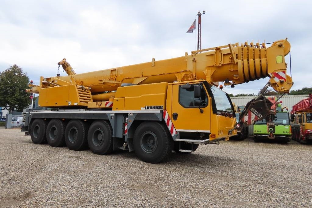 Liebherr LTM 1100-5.2 - All terrain crane: picture 2 Liebherr LTM 1100-5.2 - All terrain crane: picture 2