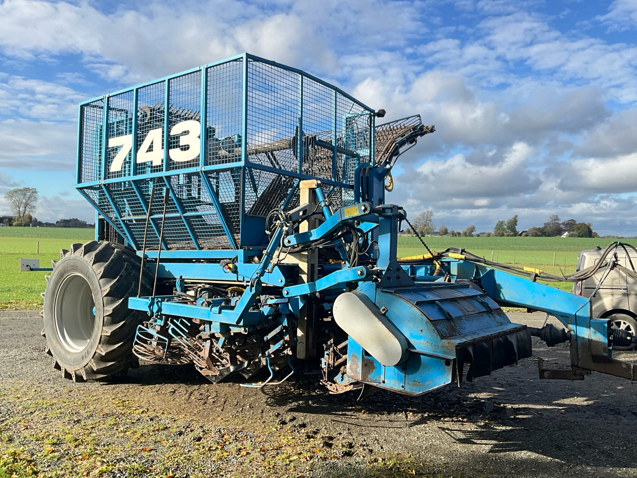 Edenhall 743 - Agricultural machinery: picture 1 Edenhall 743 - Agricultural machinery: picture 1
