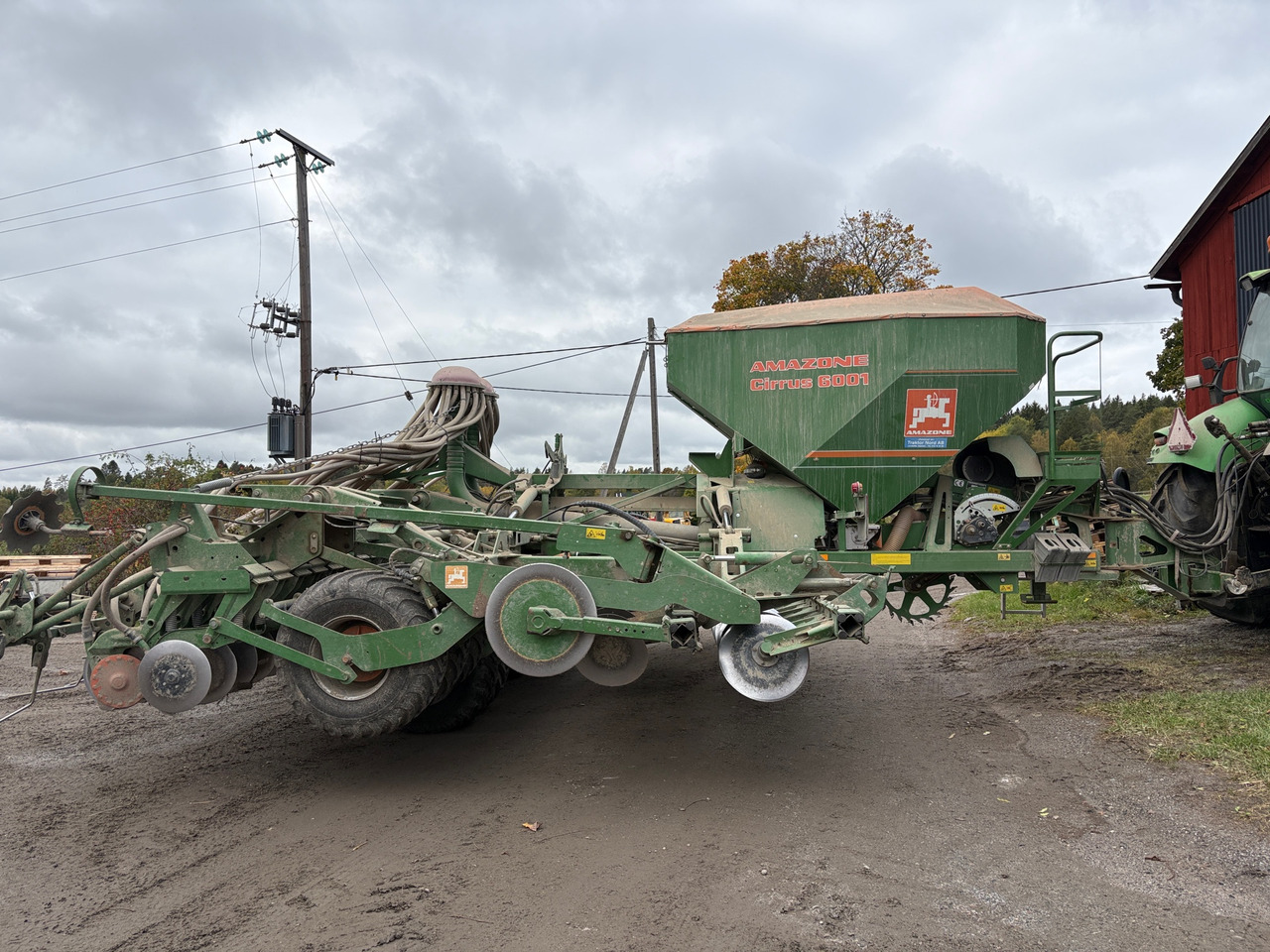 Amazone Cirrus 6001 - Sowing equipment: picture 1 Amazone Cirrus 6001 - Sowing equipment: picture 1