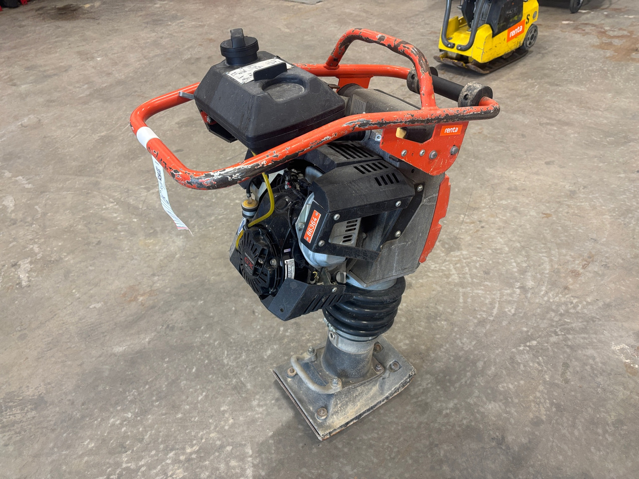 Bobcat R68 Power - Vibratory plate: picture 1 Bobcat R68 Power - Vibratory plate: picture 1