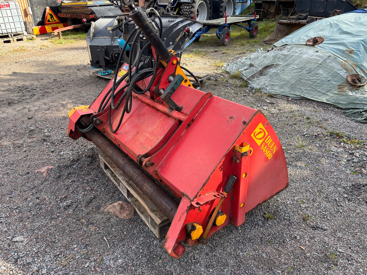 DUUN SA800 - Sand/ Salt spreader: picture 1 DUUN SA800 - Sand/ Salt spreader: picture 1