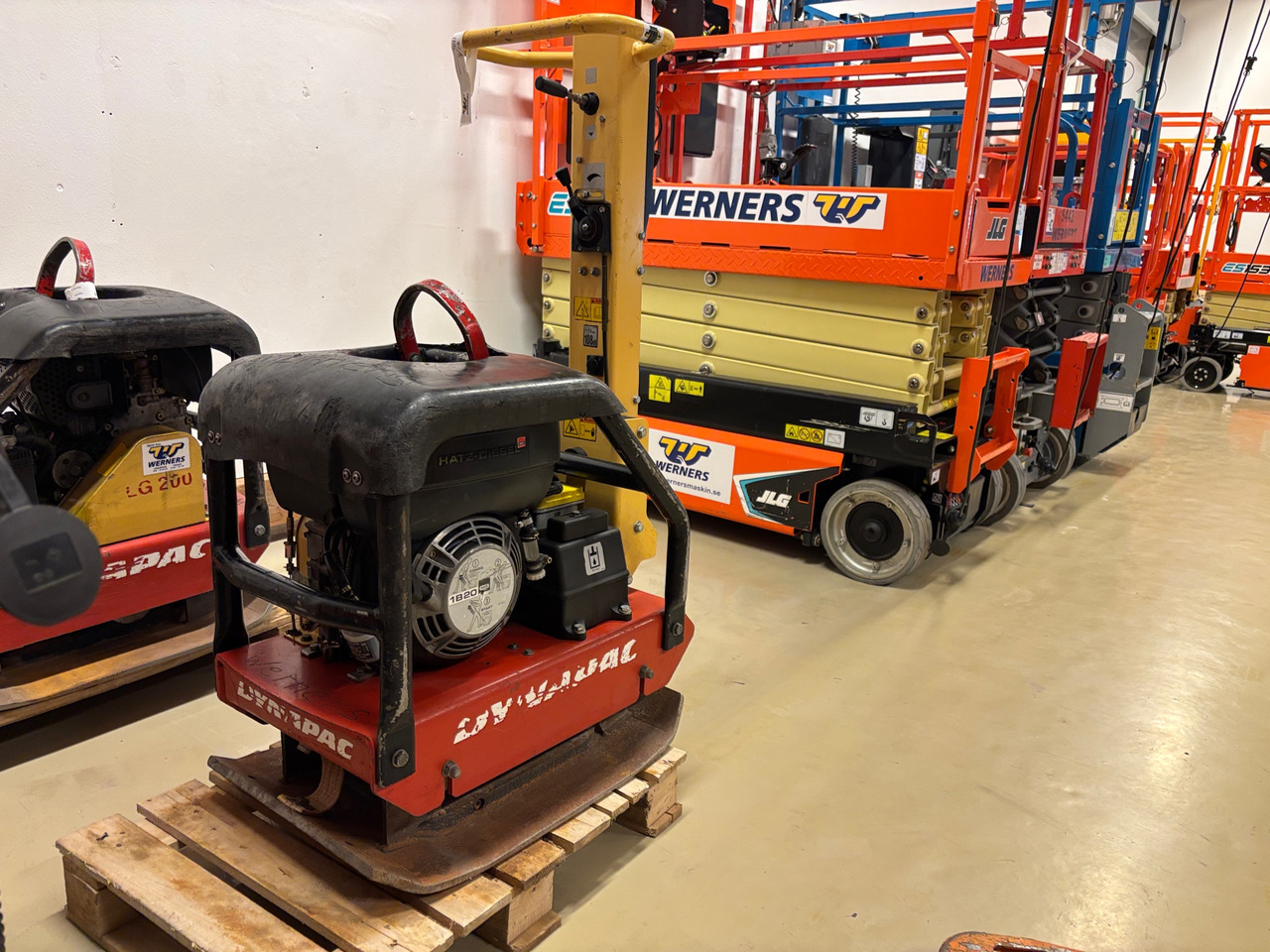 Dynapac LG200 - Vibratory plate: picture 1 Dynapac LG200 - Vibratory plate: picture 1