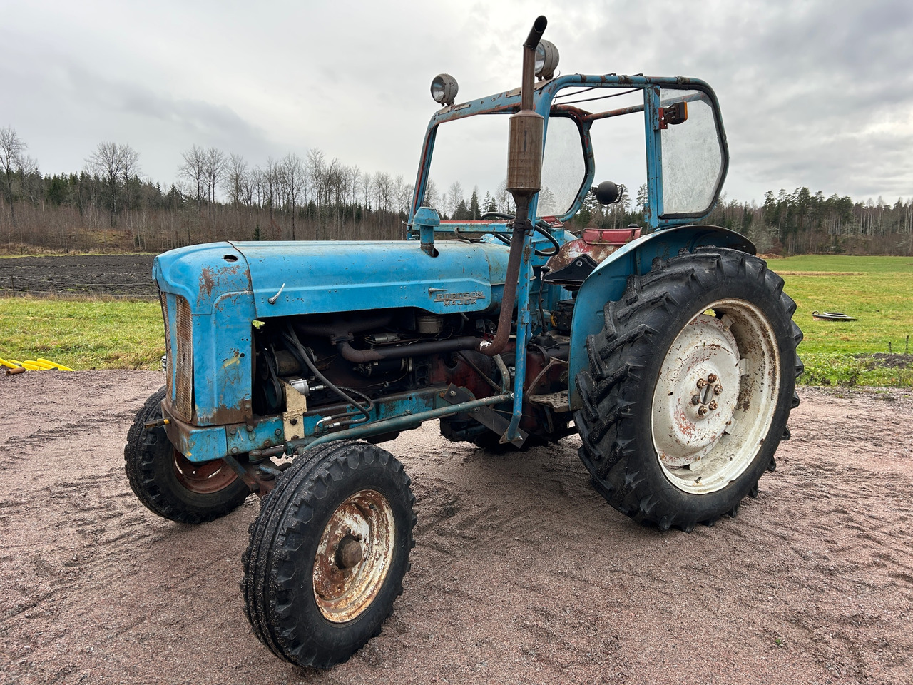 Fordson Major - Farm tractor: picture 1 Fordson Major - Farm tractor: picture 1