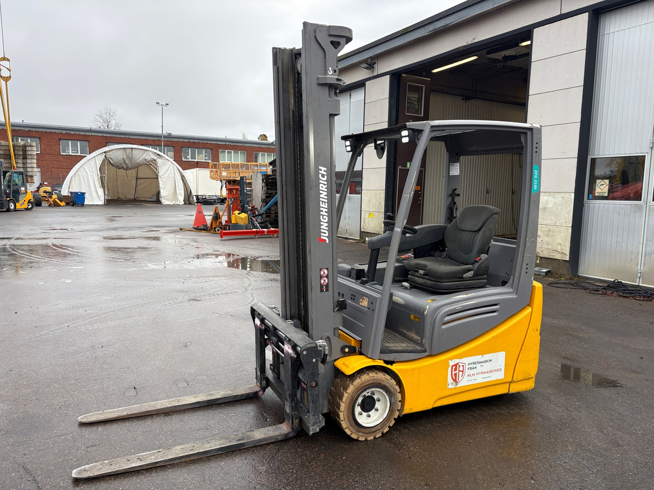 Jungheinrich EFG 218K - Material handling equipment: picture 1 Jungheinrich EFG 218K - Material handling equipment: picture 1