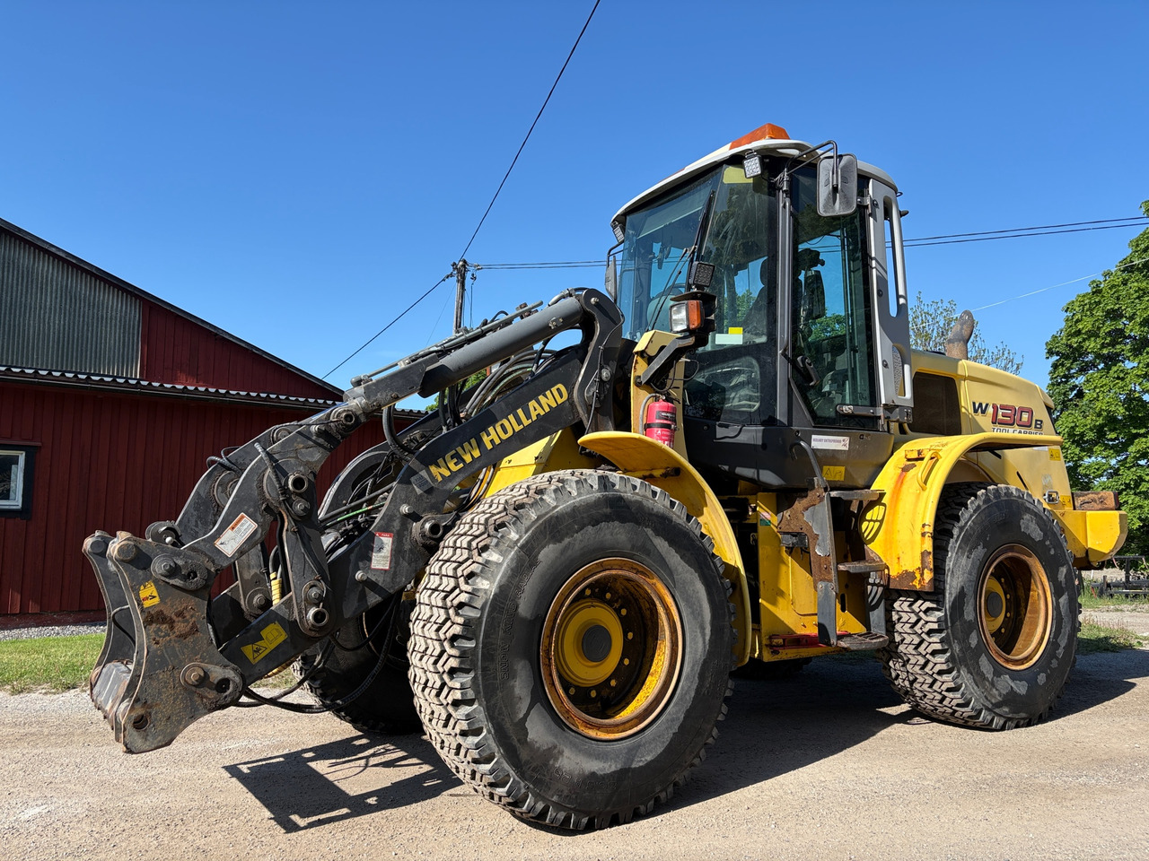 New Holland W130B - Wheel loader: picture 1 New Holland W130B - Wheel loader: picture 1