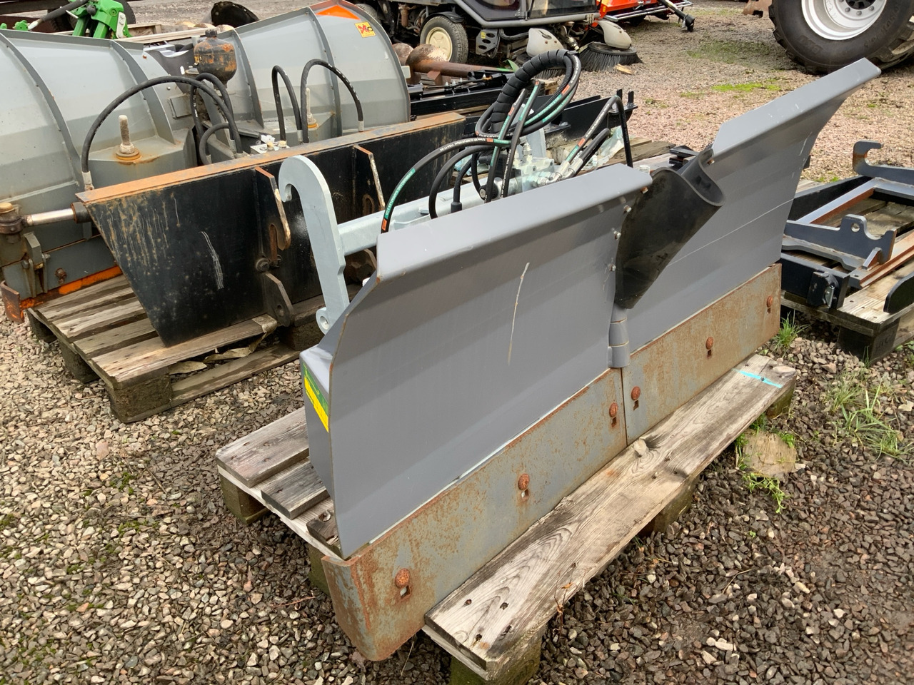 Siringe T 1500 - Snow plough: picture 1 Siringe T 1500 - Snow plough: picture 1