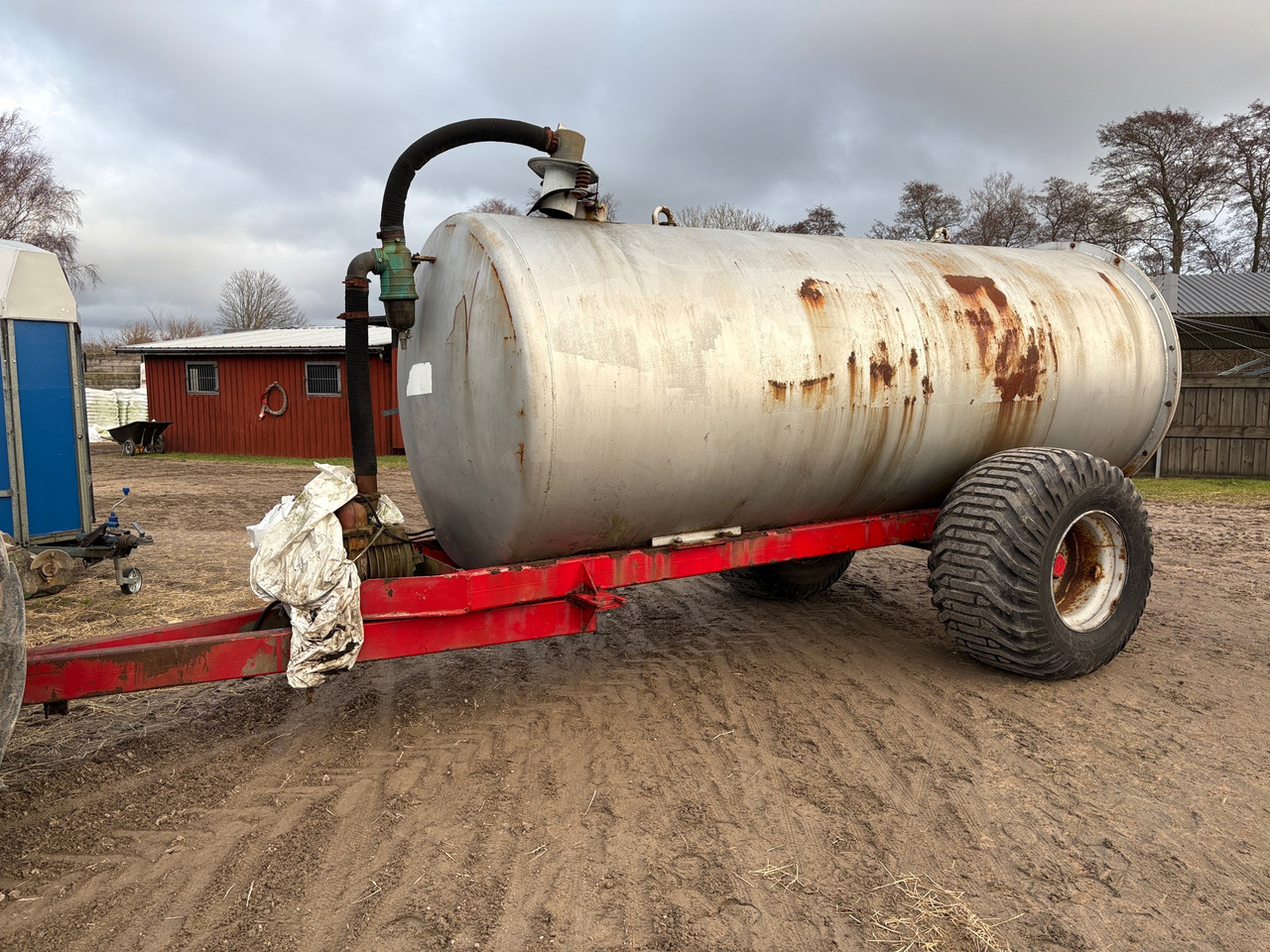 Sonnys - Farm trailer: picture 1 Sonnys - Farm trailer: picture 1