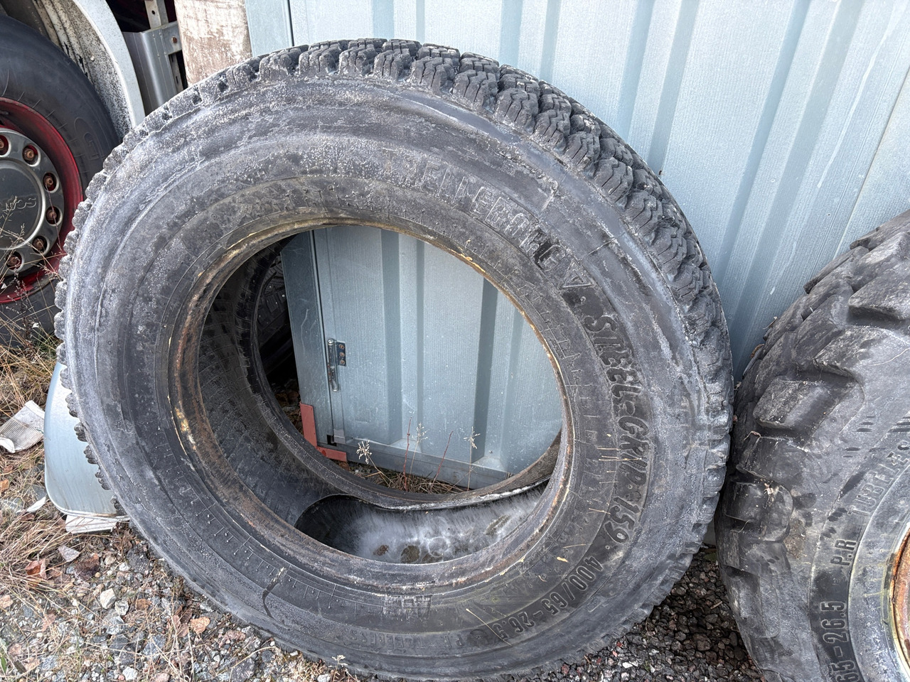 Trelleborg Steel-Grip 159 - Tire for Construction machinery: picture 1 Trelleborg Steel-Grip 159 - Tire for Construction machinery: picture 1