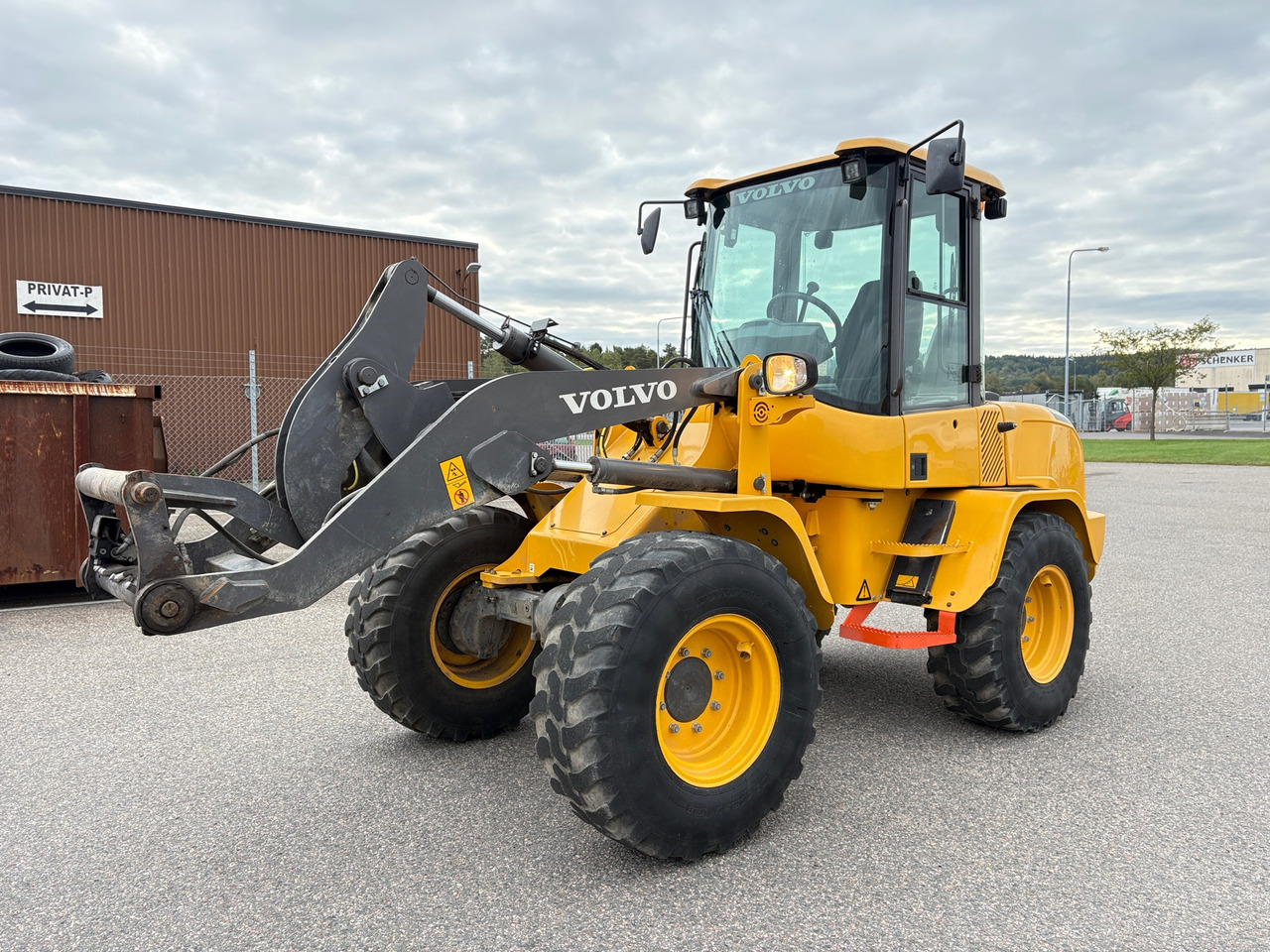 Volvo BM L30G - Wheel loader: picture 1 Volvo BM L30G - Wheel loader: picture 1