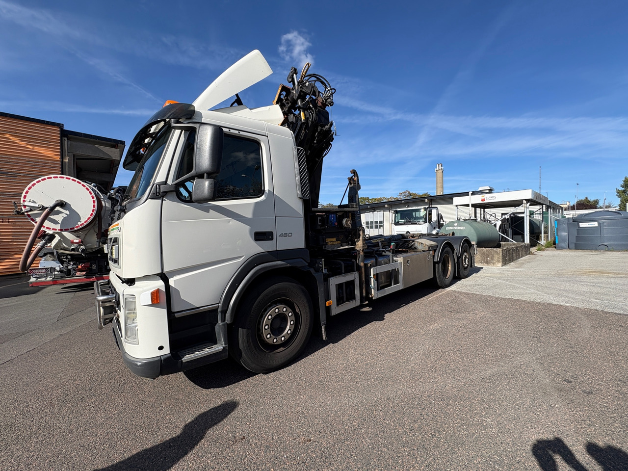 Volvo FM 460 - Hook lift truck: picture 1 Volvo FM 460 - Hook lift truck: picture 1