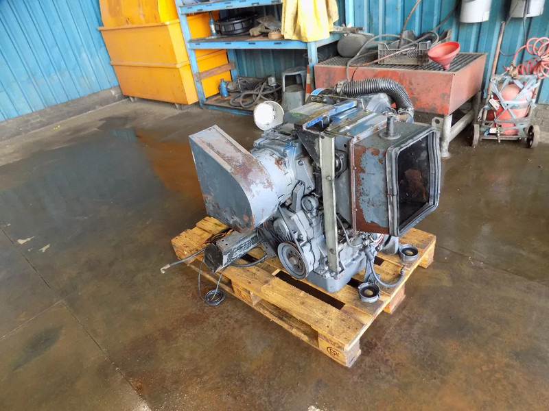 Deutz 1011 2 cillinder fur atlas copco - Air compressor: picture 2 Deutz 1011 2 cillinder fur atlas copco - Air compressor: picture 2