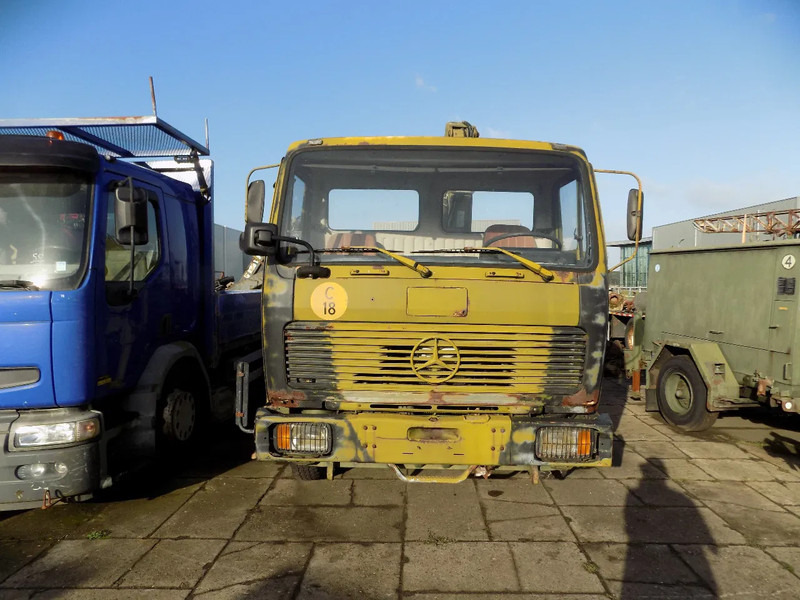 Mercedes-Benz 1213 - Crane truck: picture 3 Mercedes-Benz 1213 - Crane truck: picture 3