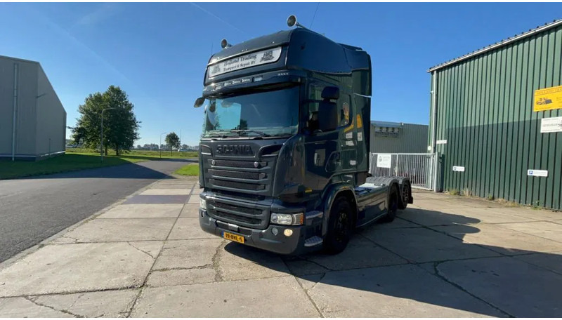 Scania R730 Clean Nordic Scania R730 trekker BLACK ON GREY - Tractor unit: picture 2 Scania R730 Clean Nordic Scania R730 trekker BLACK ON GREY - Tractor unit: picture 2