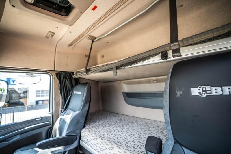 Cab chassis truck DAF XF 510: picture 10