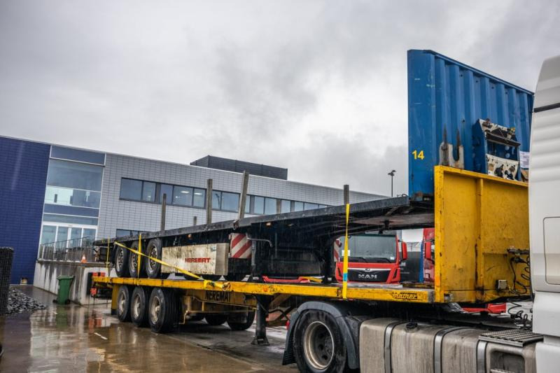 Krone SD27-PLATEAU-39000 KG MTM - Dropside/ Flatbed semi-trailer: picture 2 Krone SD27-PLATEAU-39000 KG MTM - Dropside/ Flatbed semi-trailer: picture 2