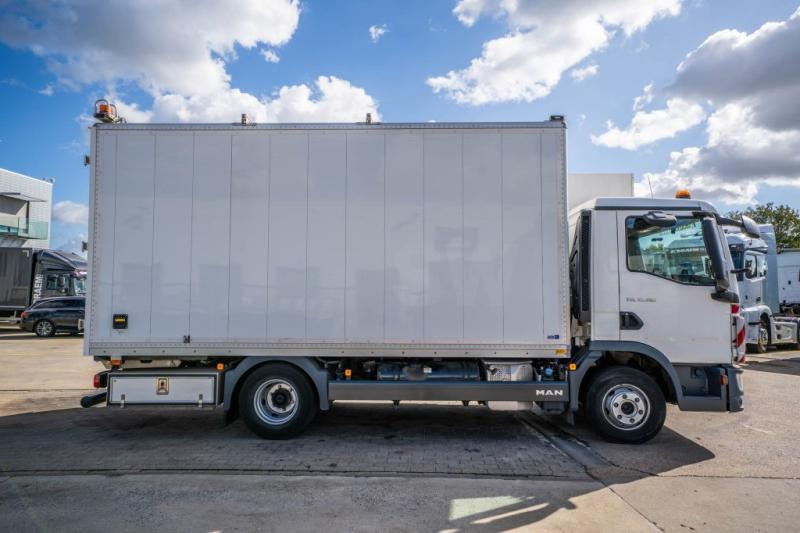 MAN TGL 10.190 BL - CARVAL INBOUW - Box truck: picture 3 MAN TGL 10.190 BL - CARVAL INBOUW - Box truck: picture 3