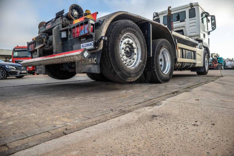 MAN TGS 26.430-6x2-4 BL (New Tires) - Hook lift truck: picture 5 MAN TGS 26.430-6x2-4 BL (New Tires) - Hook lift truck: picture 5