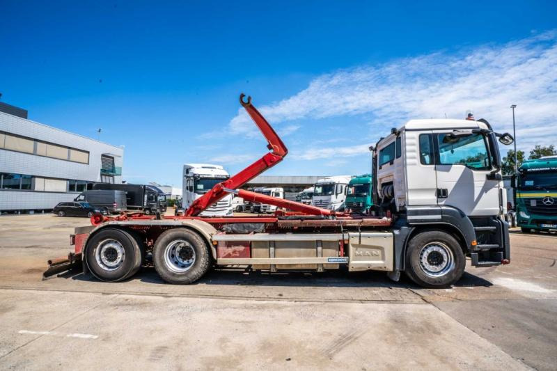 MAN TGS 26.440 BL - AJK - Hook lift truck: picture 3 MAN TGS 26.440 BL - AJK - Hook lift truck: picture 3