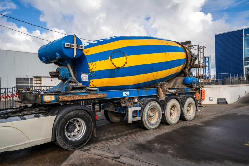 MULLER BETON MIXER/MALAXEUR/MISCHER LIEBHERR 12M3 - Concrete mixer semi-trailer: picture 1 MULLER BETON MIXER/MALAXEUR/MISCHER LIEBHERR 12M3 - Concrete mixer semi-trailer: picture 1