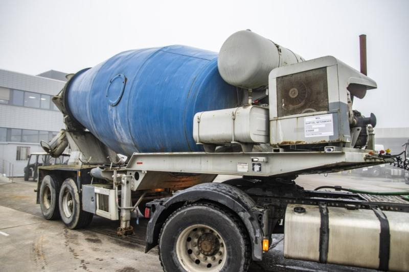 Mol BETON MIXER/MALAXEUR/MISCHER 12M3+MOTOR/MOTEUR - Concrete mixer semi-trailer: picture 4 Mol BETON MIXER/MALAXEUR/MISCHER 12M3+MOTOR/MOTEUR - Concrete mixer semi-trailer: picture 4